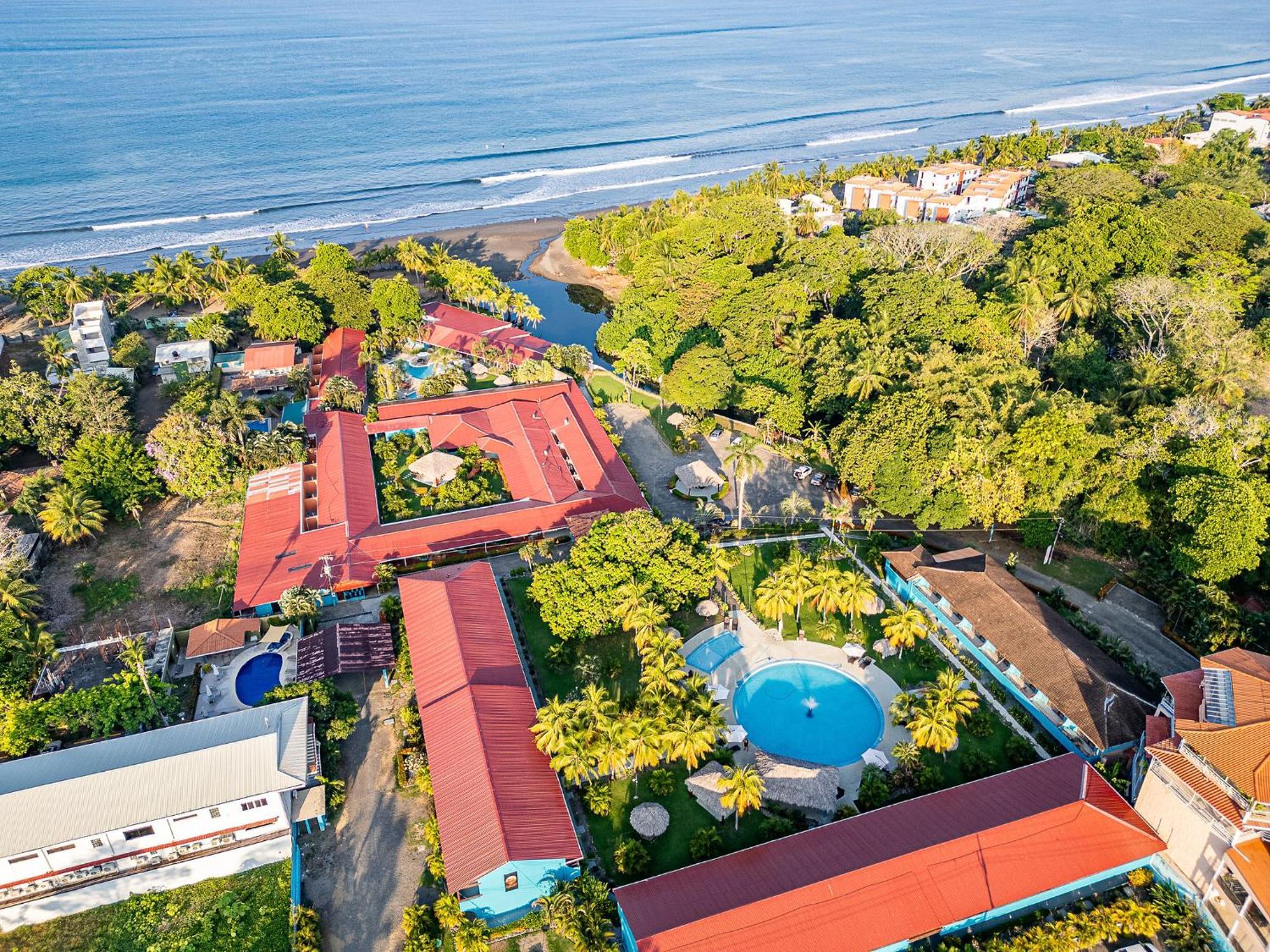 Beach Break Resort & Cr Surf Camp Jacó Exterior foto