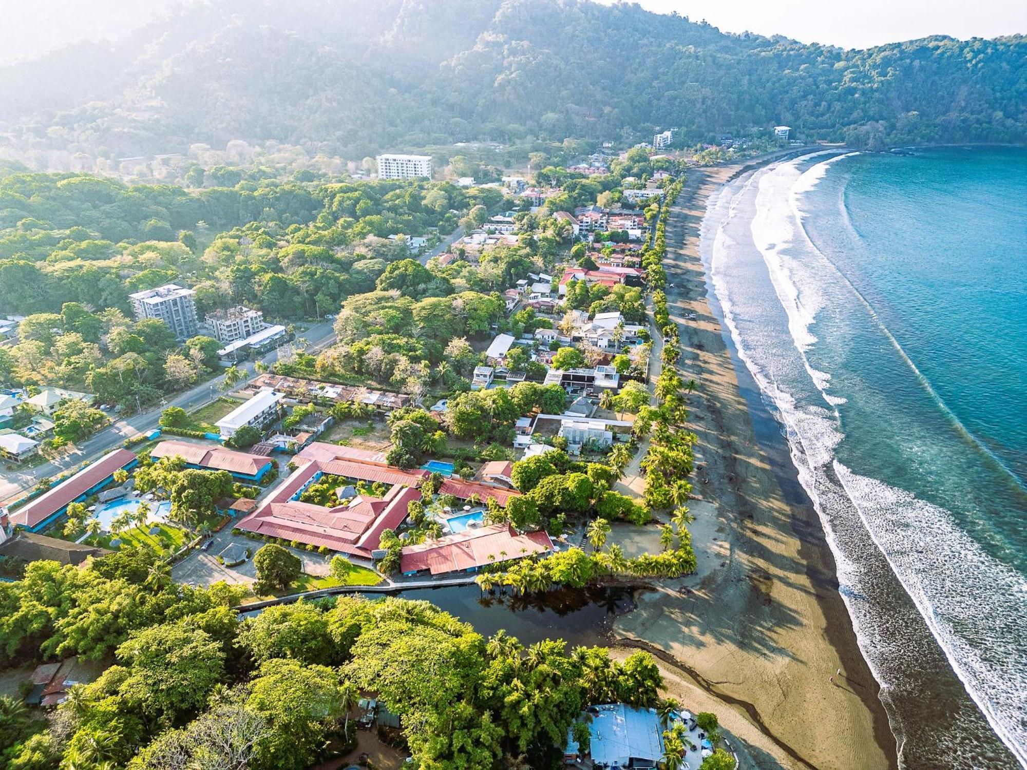 Beach Break Resort & Cr Surf Camp Jacó Exterior foto